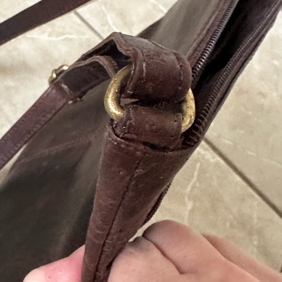 Estalon Crossbody Bag - Picture 13 of 13